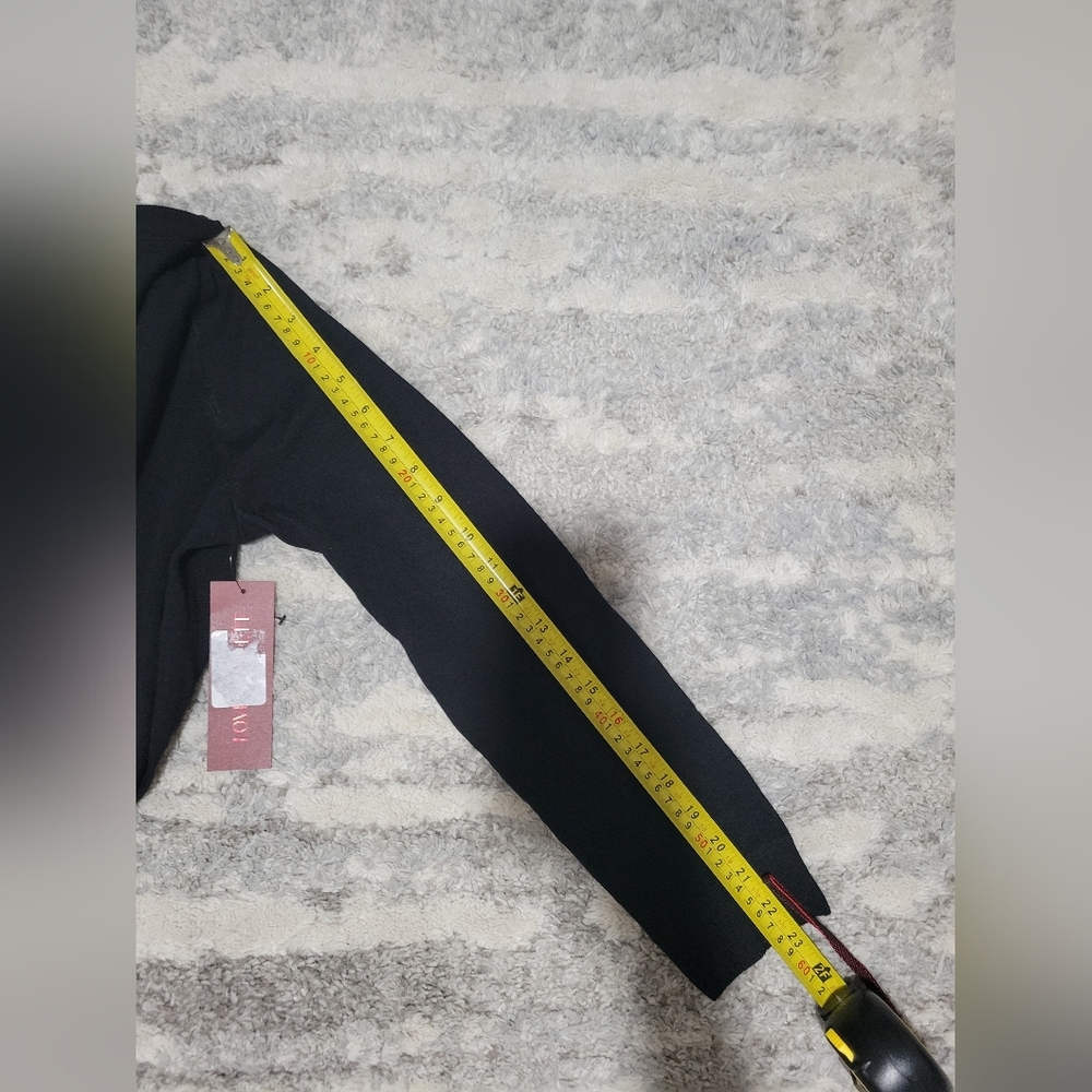 Elegant Black Sweater with White Bow - Picture 13 of 14